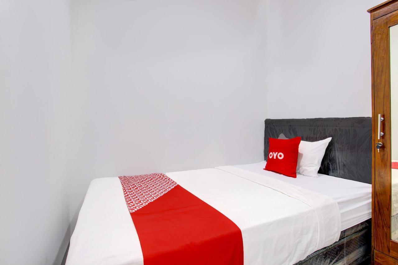 Oyo 92479 Pasadena House Hotel Krapyak Eksteriør billede